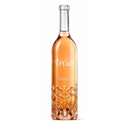 Garrafa de vinho rosé com padrão decorativo e texto Trésor Pacheca Dão