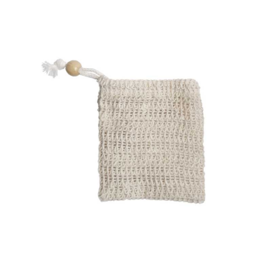 Saco de rede de algodão cru com cordão de fecho e conta de madeira