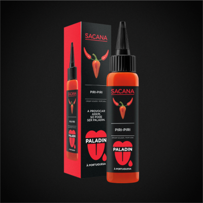 Frasco de molho PIRI-PIRI SACANA da PALADIN com embalagem preta e vermelha