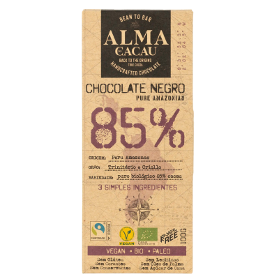 Embalagem de chocolate negro Alma Cacau 85%, origem Peru Amazonas, rótulo com várias certificações.