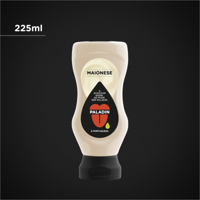 Frasco de maionese Paladin 225ml com rótulo preto e fundo preto.