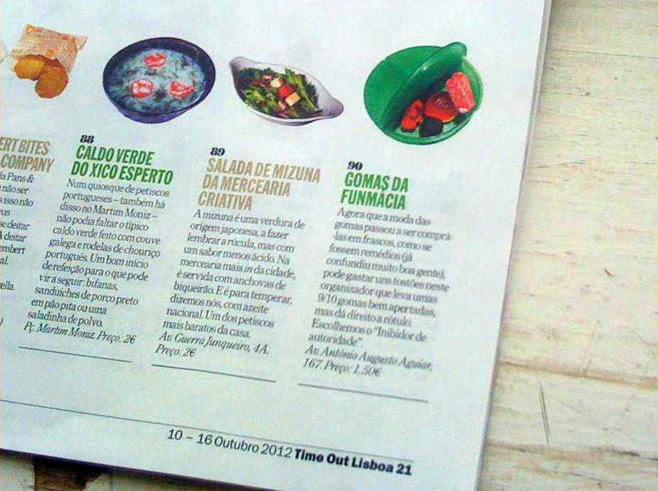 Página de revista com imagens e descrições de pratos alimentares em português e data 10-16 Outubro 2012.