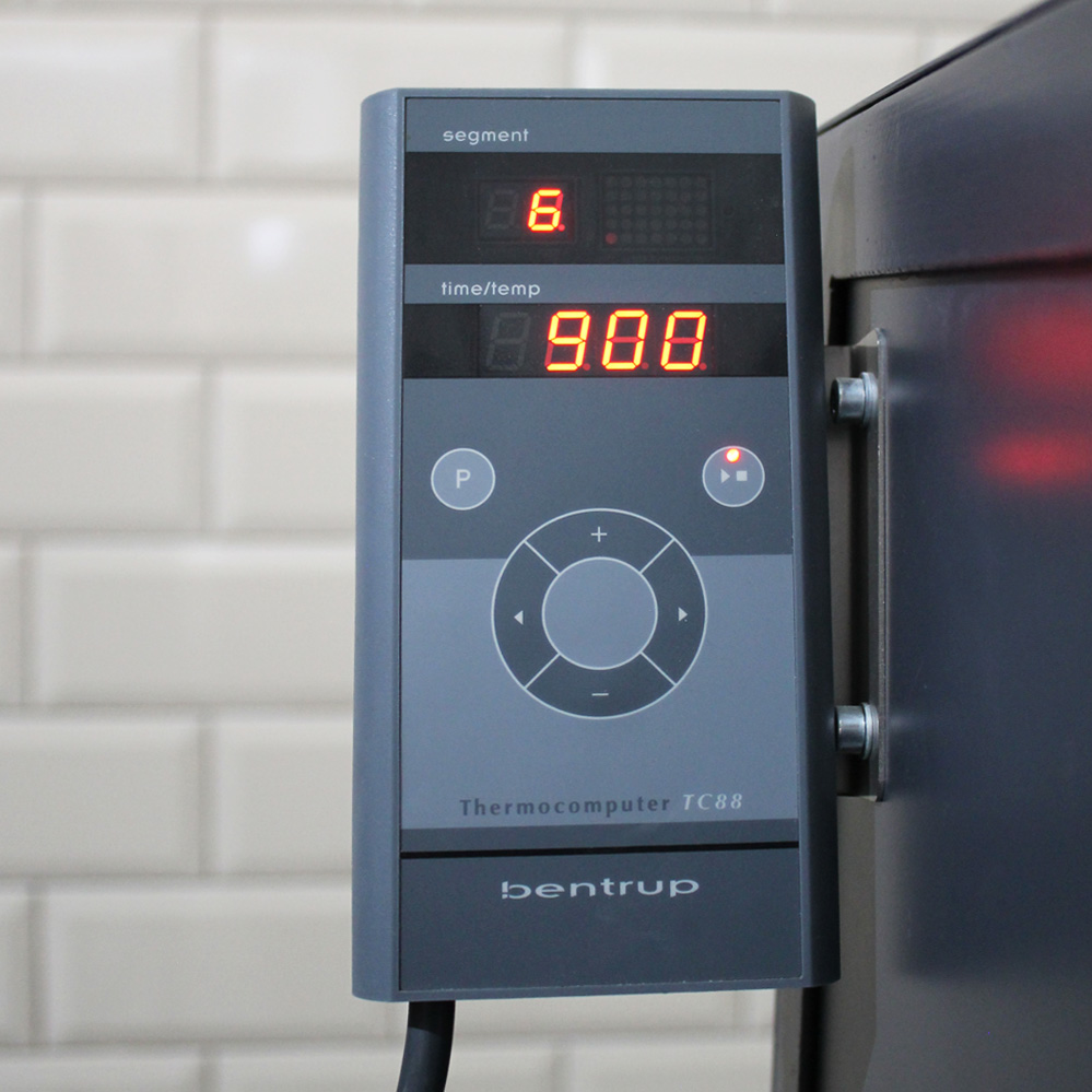 Controlador Bentrup TC66 com o Programa 6 (pré programado para a primeira secagem).
