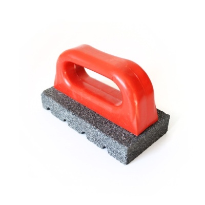 Esfregona manual com pega vermelha e base de esponja preta