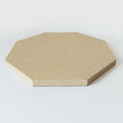 Base de carregamento octogonal cor bege claro textura de cortiça