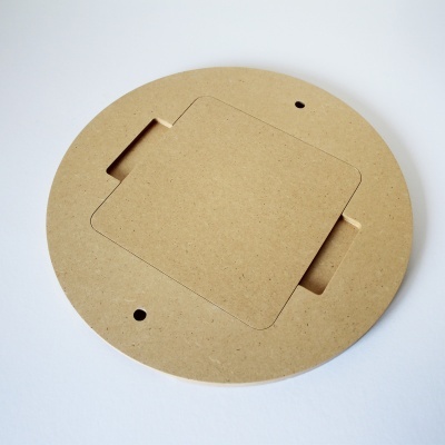 Suporte redondo de cartão prensado bege com tampa quadrada destacável