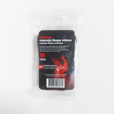 Esponja limpa vidros triclean embalada em plástico transparente com rótulo preto e texto branco e vermelho