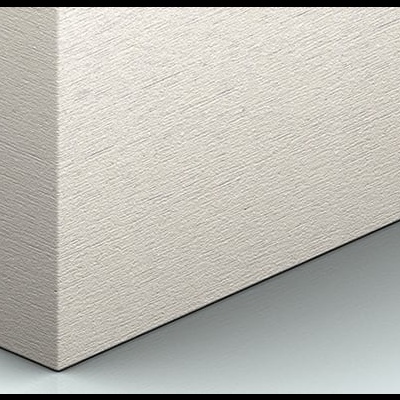 Painel branco texturizado colocado sobre superfície lisa e refletiva