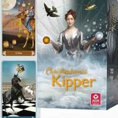 Embalagem do oráculo Kipper com duas cartas detalhadas e figura feminina na capa