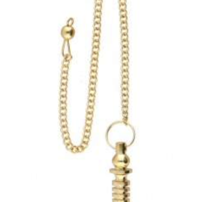 Colar dourado com pendente em forma de parafuso