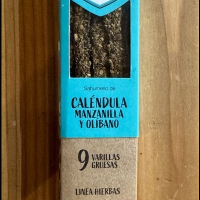 Embalagem de incenso Sagrada Madre com calêndula, manzanilla e olíbano