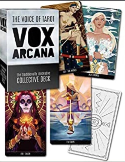 Baralho de tarot VOX ARCANA com cartas de ilustrações coloridas