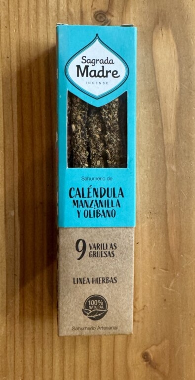 Embalagem de incenso Sagrada Madre com calêndula, manzanilla e olíbano
