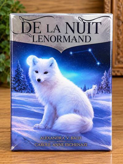 Caixa de cartas Lenormand com raposa branca na neve e céu estrelado
