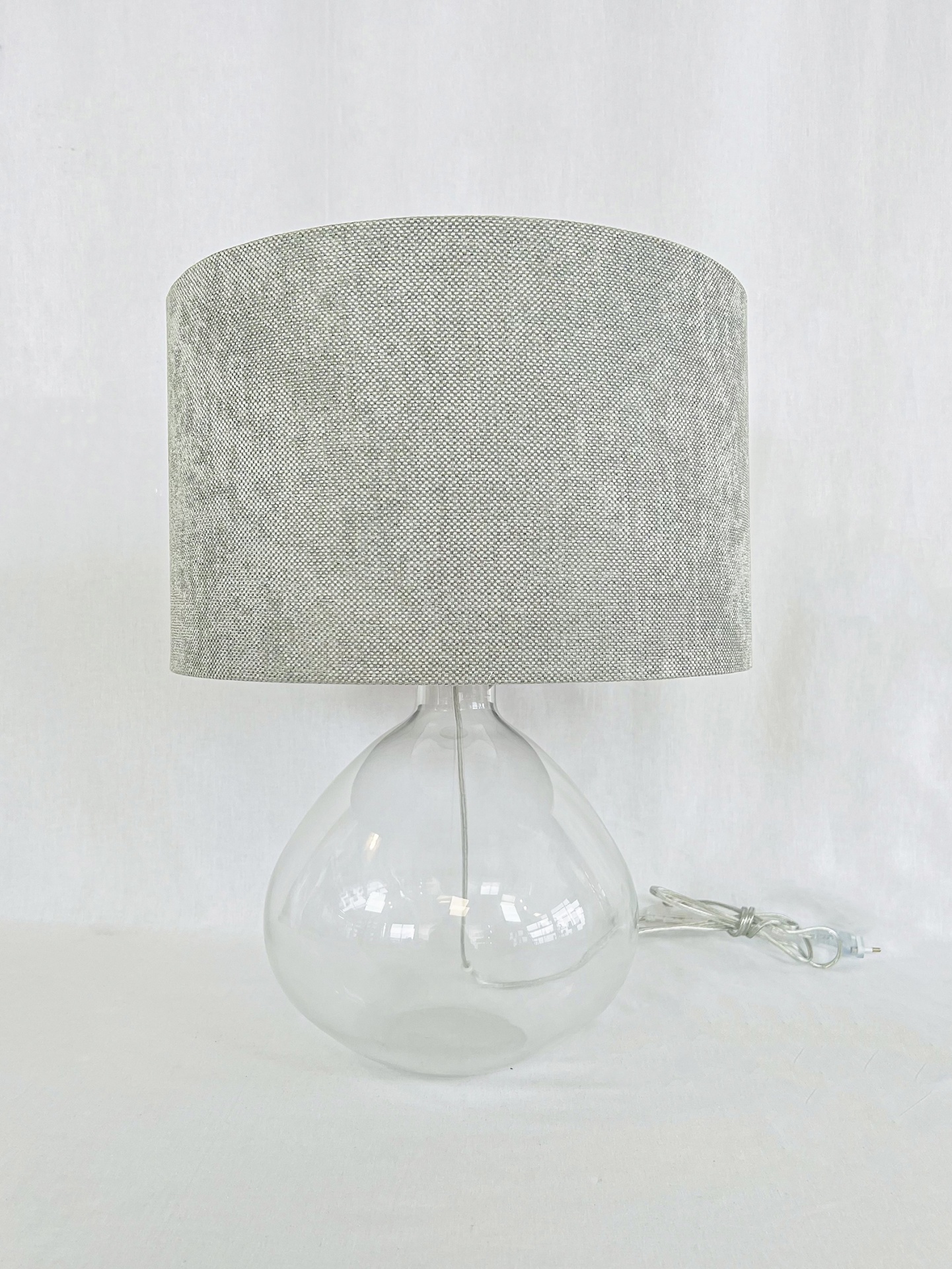 EL10060AB40 Candeeiro de mesa com base de vidro transparente e abat-jour cinzento