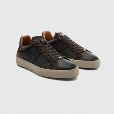 Ténis baixos masculinos em pele preta e castanha com atacadores