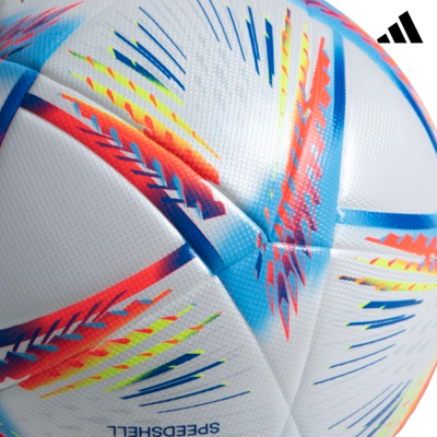 Bola de futebol Adidas branca com padrões coloridos e textura hexagonal
