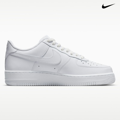 Ténis Nike Air Force 1 todos brancos em pele