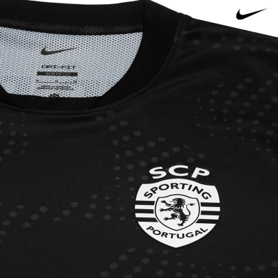 Camisola preta desportiva Nike com logo SCP Sportinguista