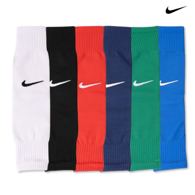 Seis pares de meias Nike em várias cores com logótipo Swoosh
