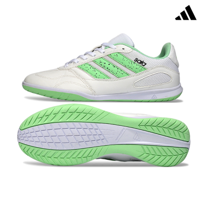 Ténis desportivos Adidas Sala branco com detalhes em verde e sola antiderrapante