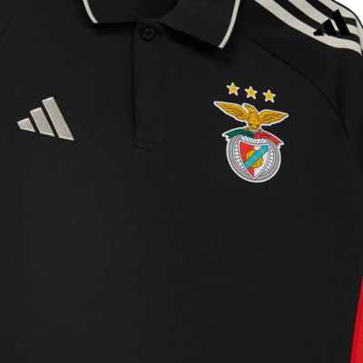 Camisola polo preta com emblema do S.L. Benfica e logótipos Adidas