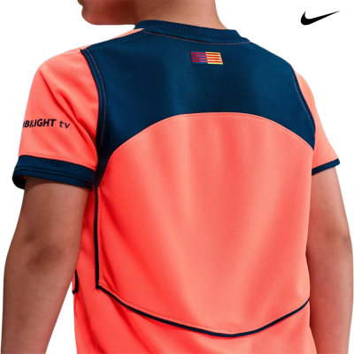 Camisola desportiva criança laranja e azul NIKE com texto IMPILIGHT tv