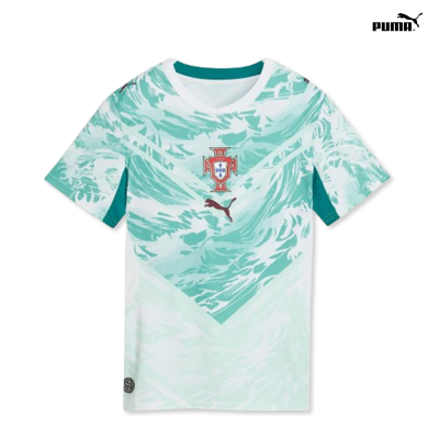 Camisola desportiva de manga curta verde água e branco com símbolo Portugal e logótipo Puma