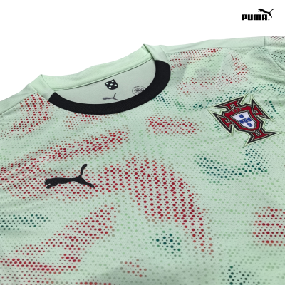 T-shirt desportiva PUMA com emblema de futebol português