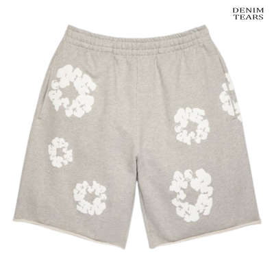 Calções cinza claro com estampas brancas e marca DENIM TEARS