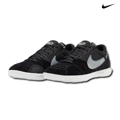 Sapatilhas desportivas Nike pretas com swoosh cinzento e sola branca