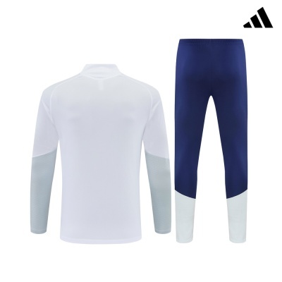 Conjunto roupa desportiva Adidas branco, cinzento e azul