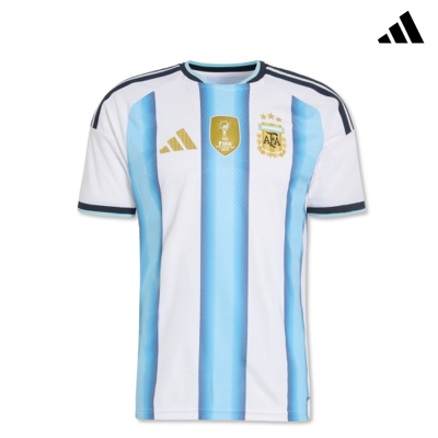 Camisola de futebol Argentina 2022 azul e branca Adidas com logótipos FIFA e AFA