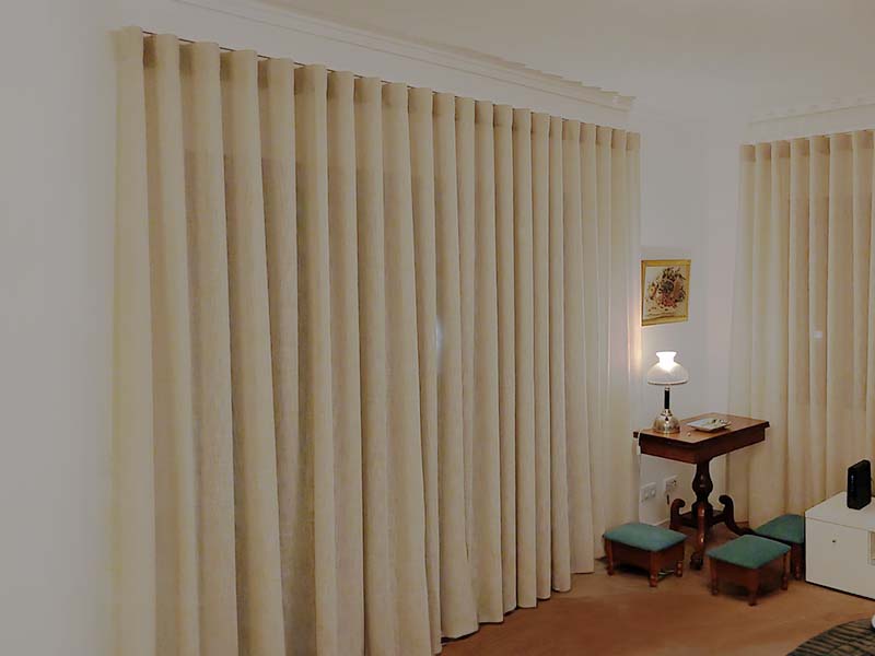 Cortinado Onda para Sala - Tecido Bege  Iquitos - Calha 5000