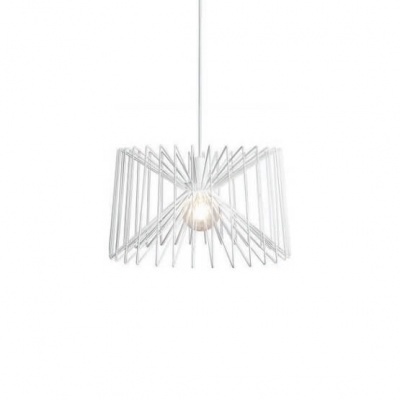 Candeeiro de teto metálico branco com design geométrico suspenso