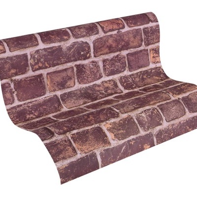 Rolo de papel de parede com padrão de tijolos castanhos