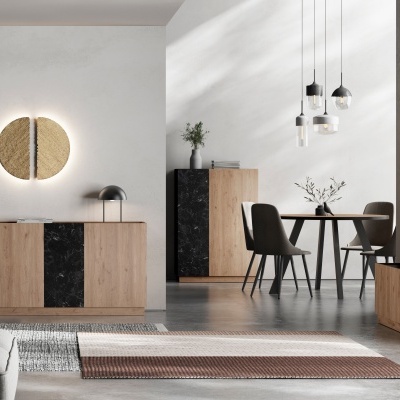 Sala de estar e jantar com móveis em madeira clara e pretos, iluminação moderna e decoração minimalista