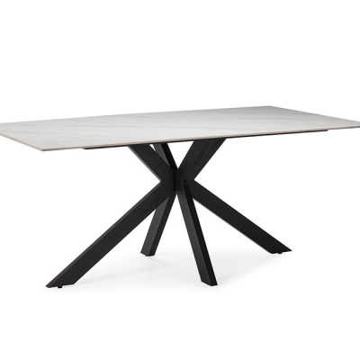 Mesa retangular com tampo branco e base preta geométrica