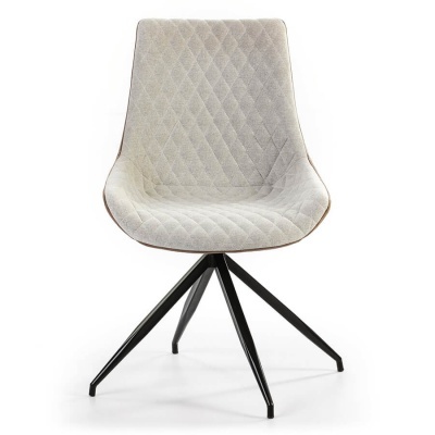 Cadeira estofada cinzenta com pernas pretas metálicas