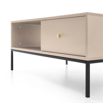 Móvel de apoio bege com porta e prateleira aberta, base metálica preta.