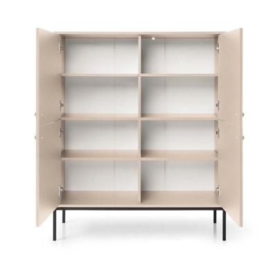 Armário moderno de madeira clara com portas duplas abertas e estrutura metálica preta