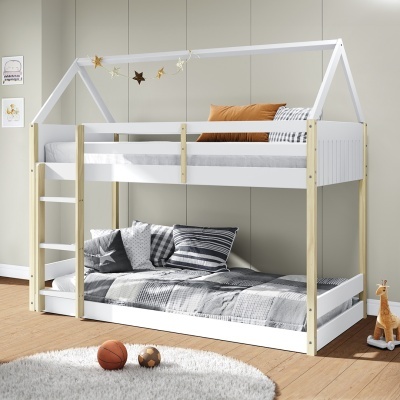 Beliche em madeira branca e natural com decoração e roupa de cama cinza