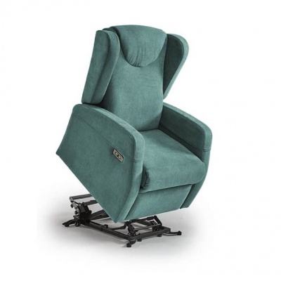 Poltrona de relaxamento verde com base metálica e apoios largos