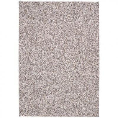 Tapete retangular tecido em tons de cru e castanho com textura entrelaçada