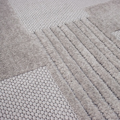 Tapete cinza claro com padrão de quadrados e linhas texturizadas