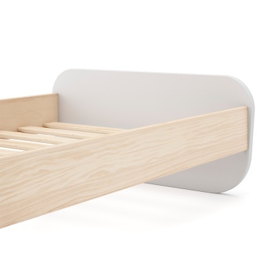 Estrutura de cama de madeira clara com cabeceira oval cinza claro