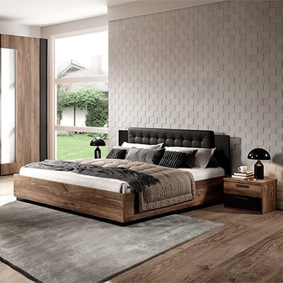 Quarto moderno com cama de madeira e cabeceira estofada preta