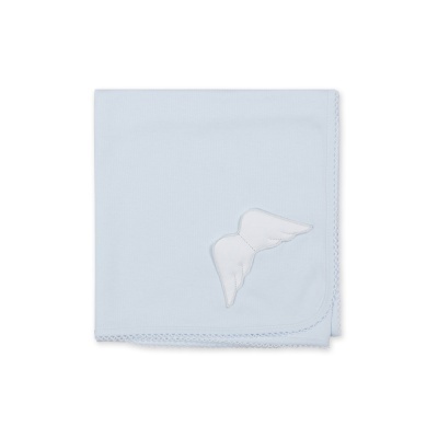 Manta azul clara com aplicação de asa branca