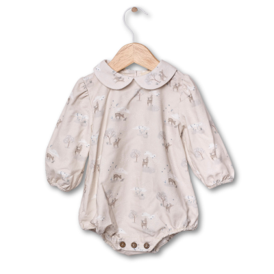 Body bege para bebé com estampado de animais, gola redonda e botões