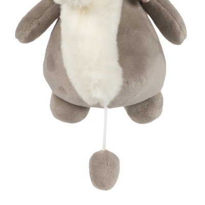 Pelúcia coelho cinzenta e branca com cordão e pompom
